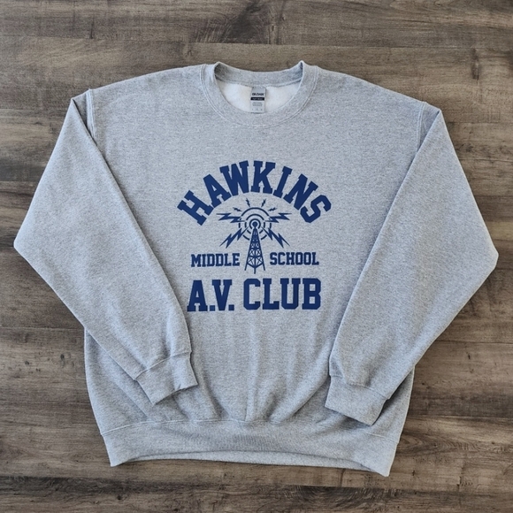 Stranger Things Hawkins Middle School AV Club Pullover Crewneck Sweatshirt Large - Picture 1 of 16